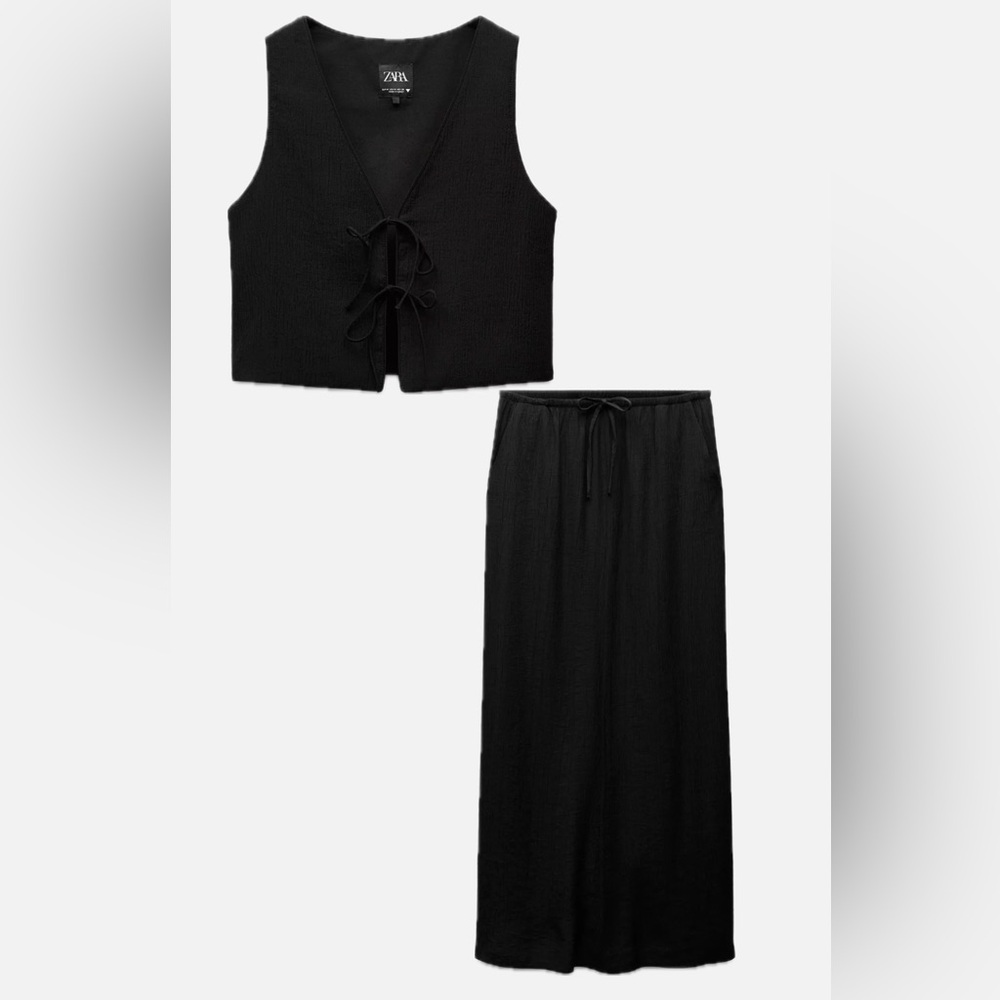 Black crinkle skirt set
